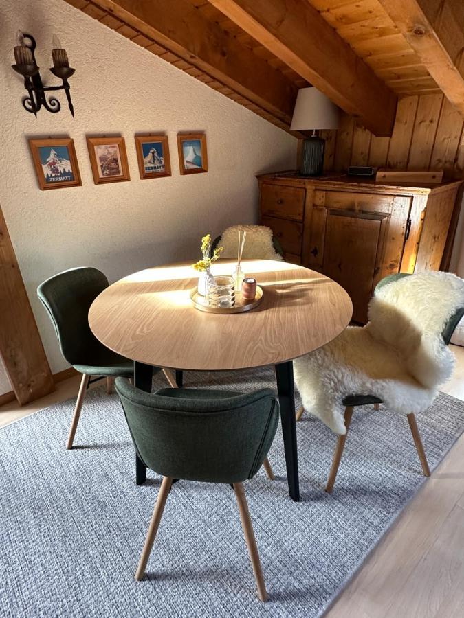 Dachwohnung Mit Charme Im Haus Luchre, زيرمات المظهر الخارجي الصورة