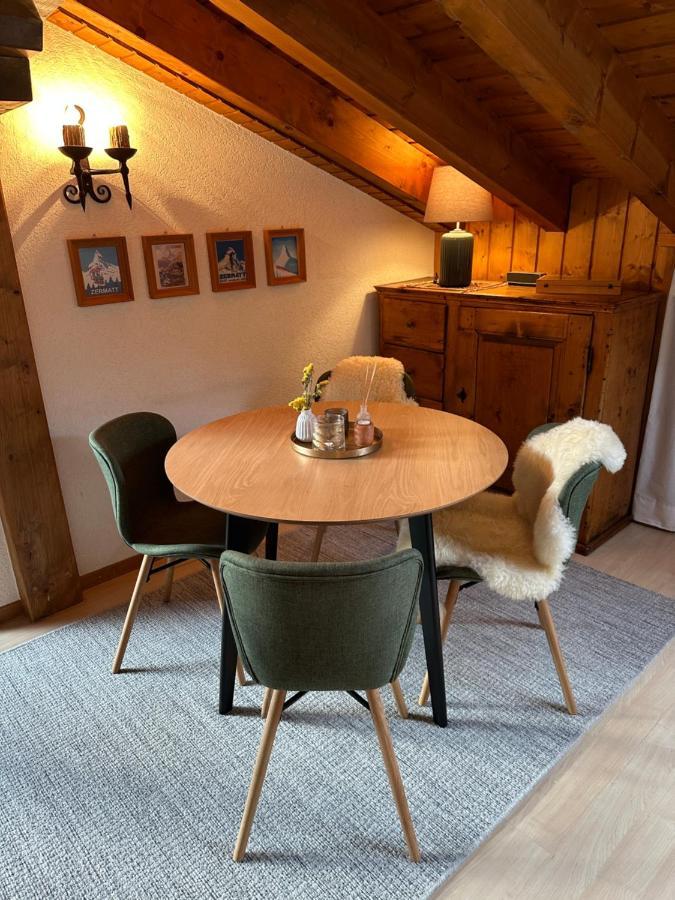 Dachwohnung Mit Charme Im Haus Luchre, زيرمات المظهر الخارجي الصورة